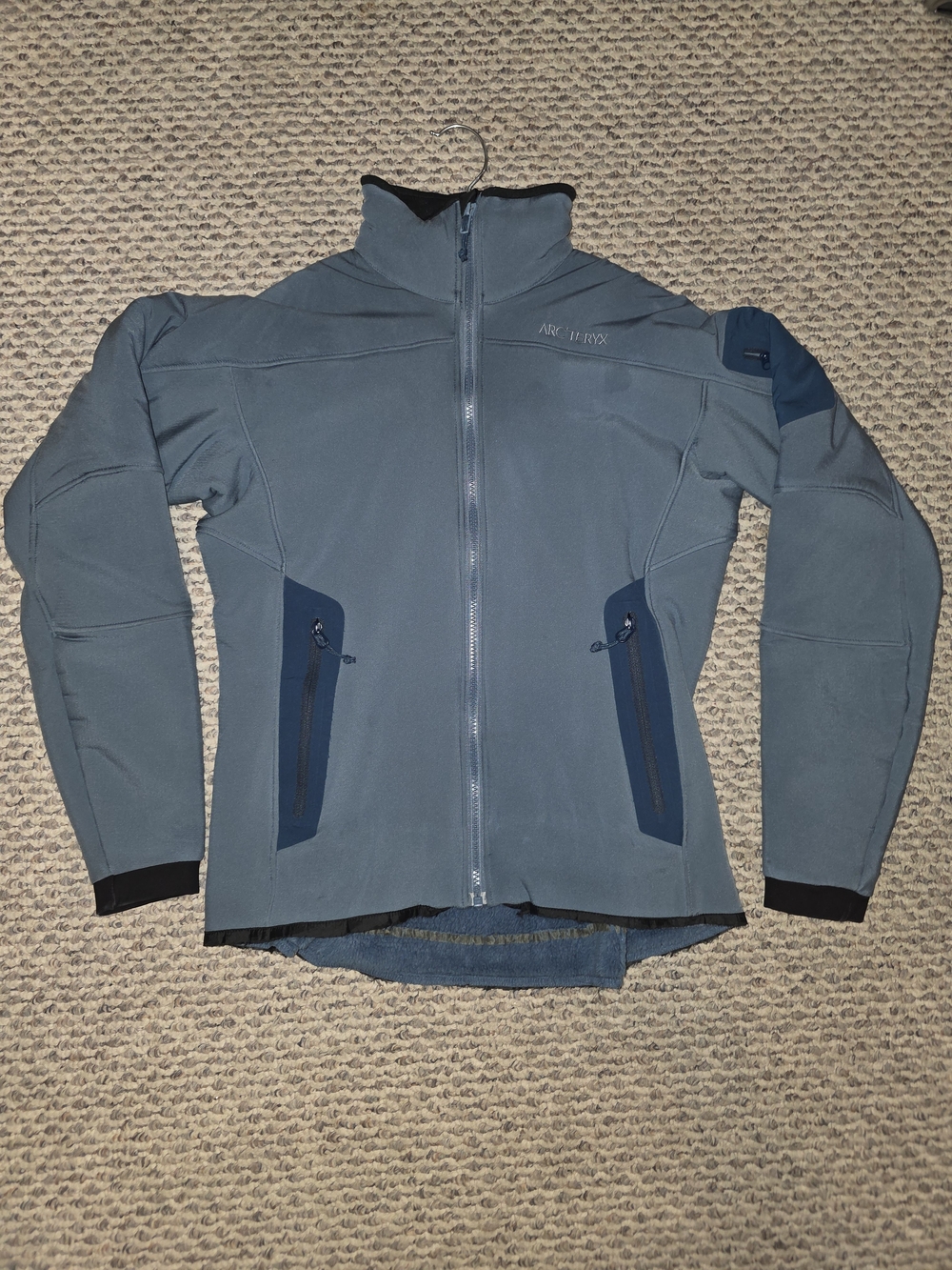 Arc'teryx Women's Slate-Blue Softshell Zip Jacket